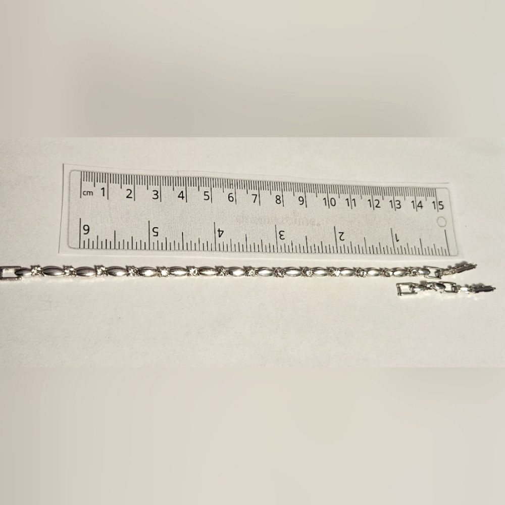 Avon Tennis Bracelette with Rhinestones & Extender
